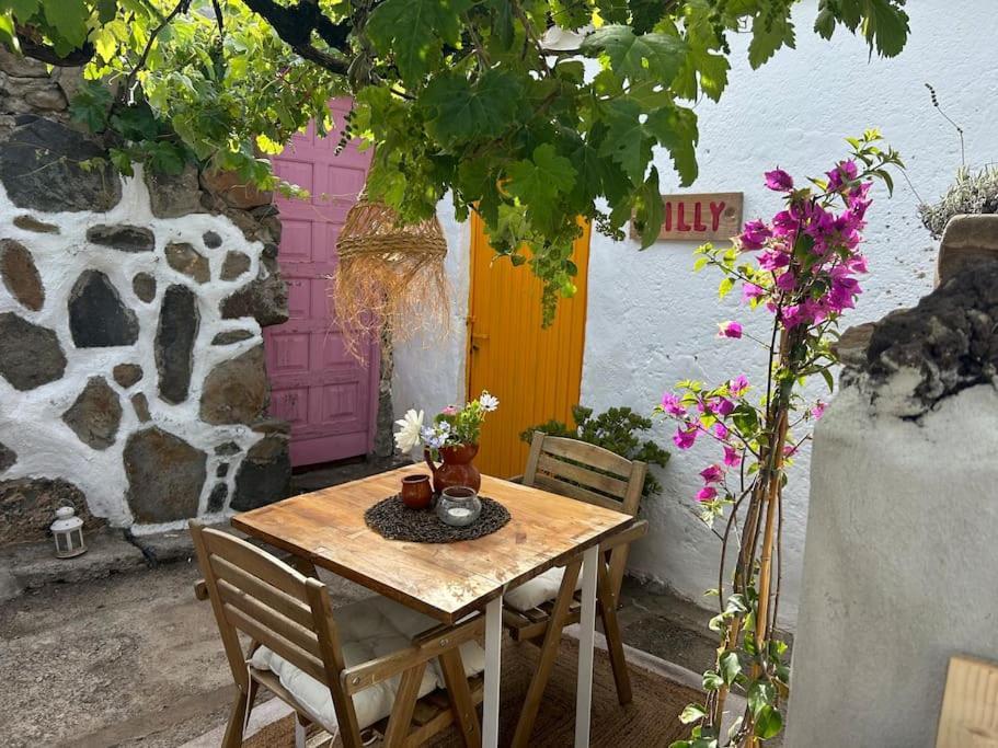Lilly'S Finca - Romantischter Rueckzugsort - Pool Vilaflor Dış mekan fotoğraf